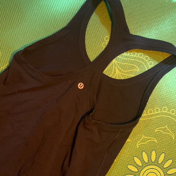 Workout Set: Black Lululemon Top and Metallic Lululemon Leggings - Picture 6 of 7